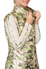 Load image into Gallery viewer, Camou Foil Puffer Vest
